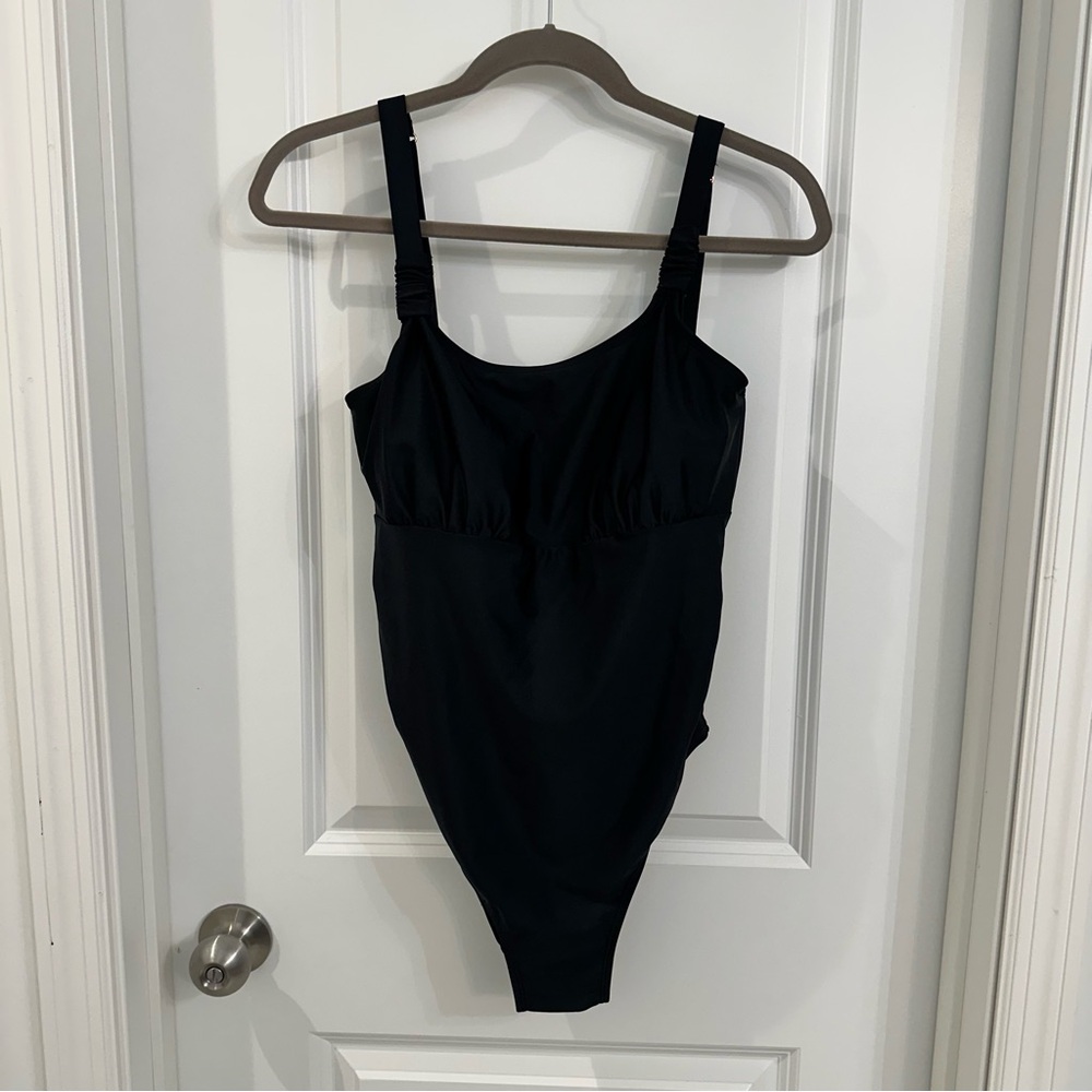 Kindred Bravely Black one-piece maternity swimsuit. Size M